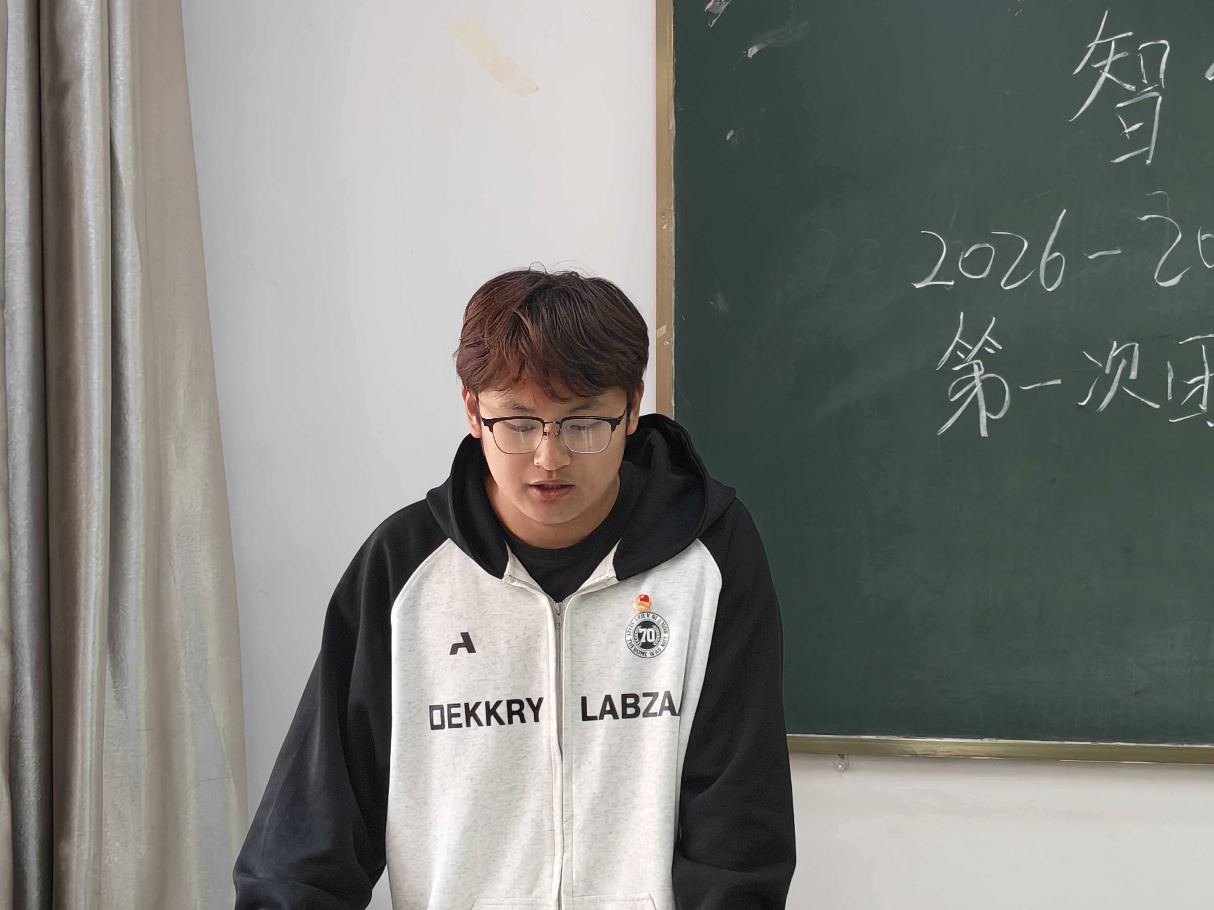 13c952.jpg